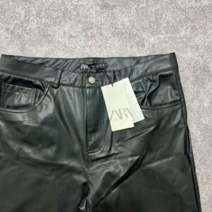 Pantalón ZARA Ecocuero